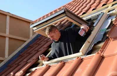 Pose de fenêtres de toit Velux à Dierre
